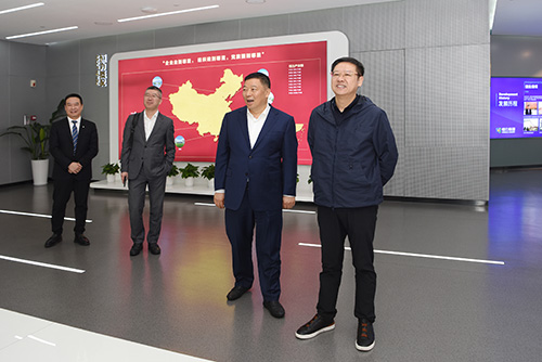 1715739239136160.jpg 000.jpg