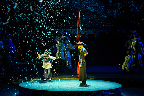 1715928321553427.jpg 12《湘西赶尸》.jpg